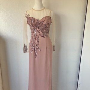 Traditional Vietnamese ao dai/dress